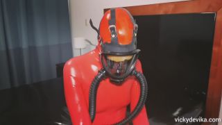 VickyDeVika - Blonde In Red Latex.-4