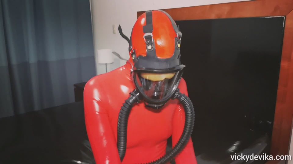 VickyDeVika - Blonde In Red Latex.