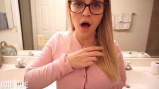 Codi Vore little-step-sis-magic-growth-spurt - Solo-1