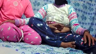 Teen Sri Lanka mom and son sex in the jungle-1
