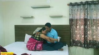 Beautiful cheating wife invites neighbor for hardcore sex...-2