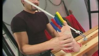 Bondage Chick Feels The Fear Of Hot Wax-4