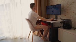 Rearden Anna - I wanted to FUCK HIM and did it while he was playing he didnt mind - Reardenanna-3