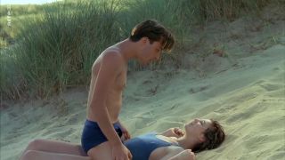 Charlotte Gainsbourg, Nathalie Cardone - La petite voleuse (1988) HD 1080p - [Celebrity porn]-6