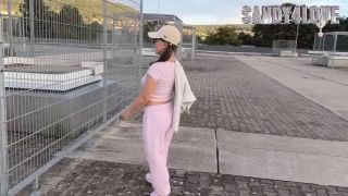 Sportslut Sandy4Love Fulfills Fan Fantasies in MDH Amateur H-2