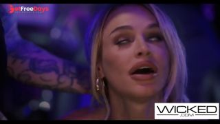 Super Mega Babe Invites Guy in for a Hot Fuckin Threesome-7