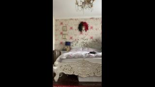 Glammed Up In Leatherette And Lace And Fine Jewels Offered By A Very Wealthy A.-7