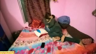 Hello tum joldi aa jaw na didi gor pe nehi indian hot sex upsk....-1