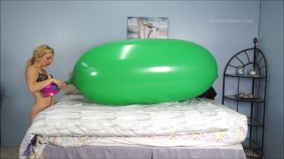 Custom Fetish - Amber s HUGE Airship Experience - Fetish-2