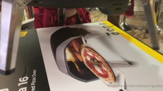 Brooklynspringvalley () - omg i got a pizza oven unboxing video 21-05-2022-8