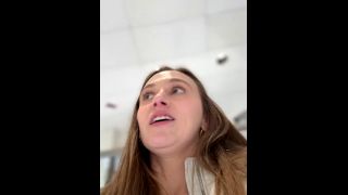 Sweetie Fox  Blowjob Sweetie Fox @sweetiefox_of - OnlyFans #050-8