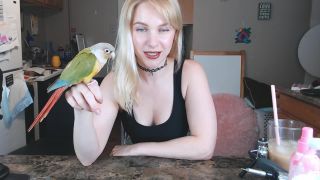Happily Sweet – Kaylas First Tiny Man Snack - (Webcam)-1