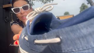 FEET WONDERS - Hot Day In London.-8