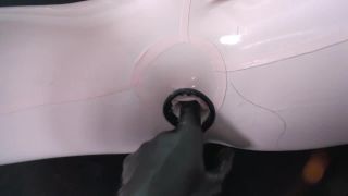 RubberVita MANGA FUCKDOLL in LATEX (mp4)-1
