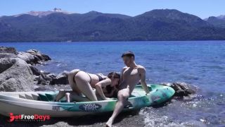 Horny Teen Couple gets Caught having Sex on Public Beach - Huge Cumshot Amateur-3