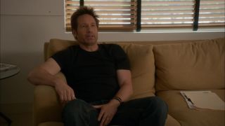 Nishi Munshi – Californication s07e03 (2014) HD 1080p!!!-4