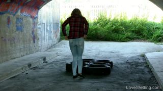 Chrissy Fox's Hot Bladder Bulge Action Revealed-7