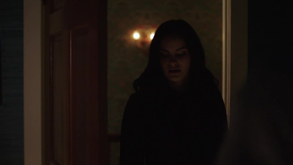 Camila Mendes - Riverdale s02e20 (2018) HD 1080p!!!