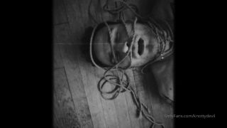 knottydevil 2020-11-23_This_is_a_fun_clip_I_thought_ya_ll_might_like._My_old_roomma.._3825 -8