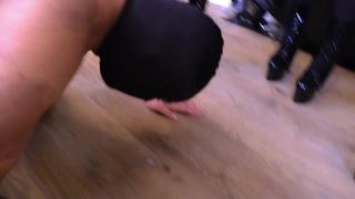 A Very Busy Ashtray Video Sex Download Porn-1