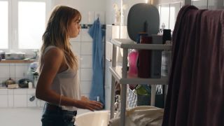 Lisa-Marie Koroll - Wir sind jetzt s01e02 (2019) HD 1080p!!!-9