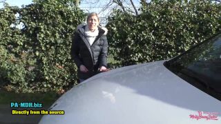 MellyBunnyLuder - Im Carsharing Auto musste ich blasen - Es war das letzte Auto im ganzen Umkreis , amateur homemade cuckold on german porn -5