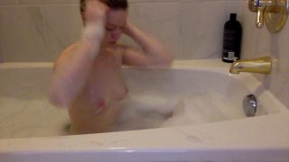 Pearl Sinclair hevc Pearl Sinclair Naughty-Bubble-Bath---Shave-and-Play-10-1-2018-7