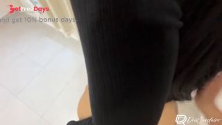 Corretora de imveis gostosa da encima do cliente que fodeu ela no pelo dentro do apartamento-6