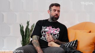 Cumshot Lena The Plug Teases Her Assets In  Valentines Day PlugTalk Video Lena The Plug, PlugTalk-2