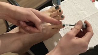 [K2S.CLUB] natuerlichreiten - Ich lackiere meine Fußnägel für dich und werde geil - HD 720P-2