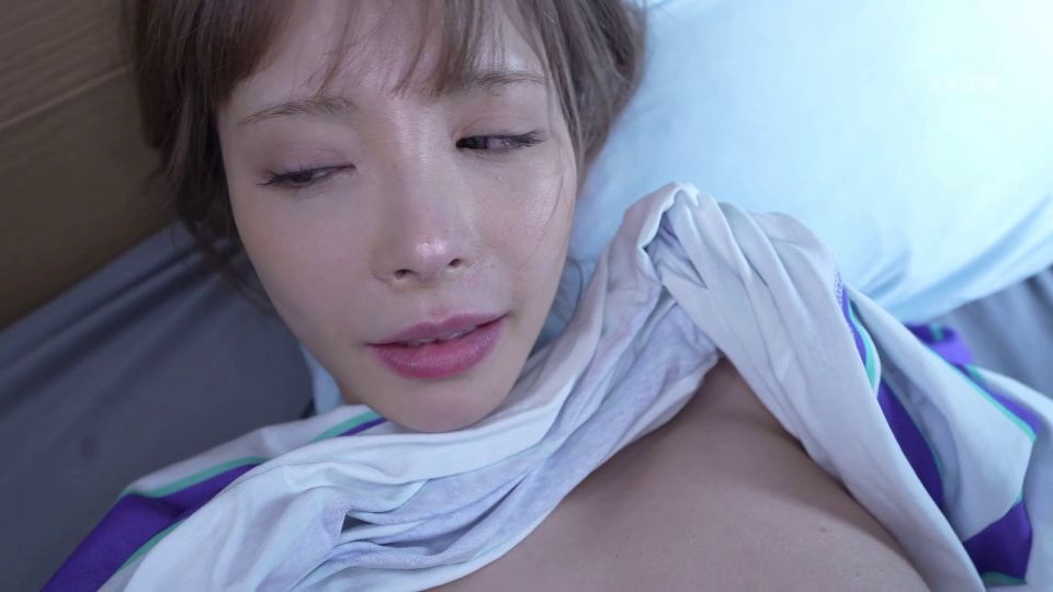 IPZZ-597 墓まで持っていく僕とかなちゃん二人だけの秘密 親友彼女の無防備すっぴん姿が可愛すぎて 衝動的に寝取ってしまった例の夜 桃乃木かな