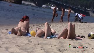 Nice rack and curvy ass on display by a nude teen-9
