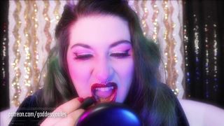 online clip 4 Mesmerizing Lipstick Kisses ASMR | kissing | fetish porn claire adams femdom-7