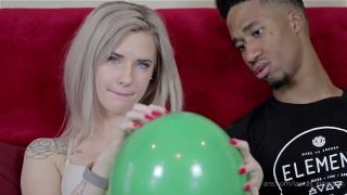 LaLaLaura aka lauras_kingdom - 07-18-2024 OnlyFans Video - Tayler Balloon Pop video LaLaLaura hardcore-2