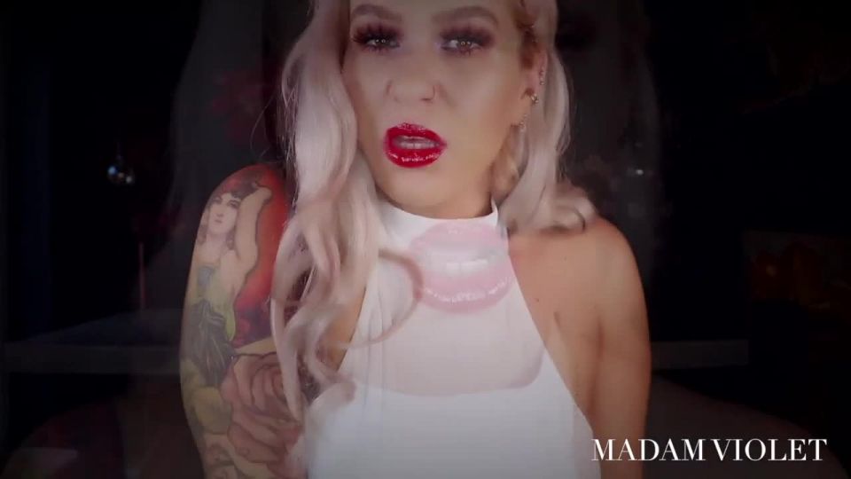 Madam Violet - Red My Lips BigTits!