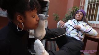 Licking Latinas Feet 4K Femdom Yara Lola Foot Domination-6