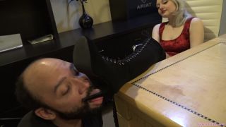7161 Footfetish, licks feet, Foot Worship-8