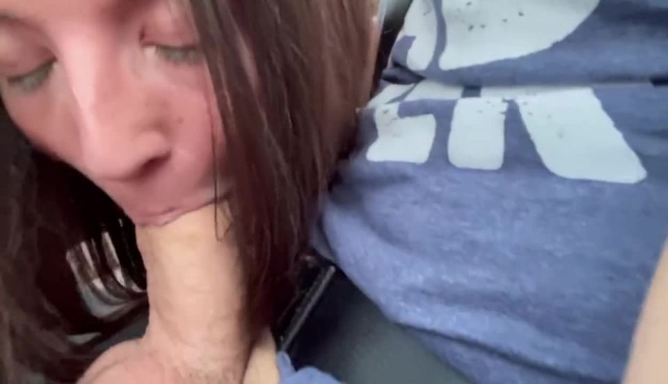 Joey Lee - [PH] - Real Public Road Trip Road Head Licking, Gagging, Swallow Joey Lee - 720p