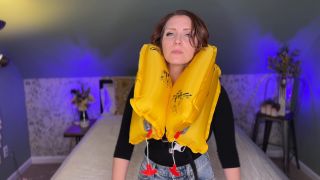 free video 40 jynx maze femdom femdom porn | SneezeGoddess – Entertaining Your Life Vest Fetish | femdom pov-6