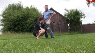 [K2S.CLUB] Popp-Sylvie - Eben mal im Garten gefickt - HD 720P-0