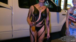 Beautiful Festival Girls Exposing Their Skin Halloween Street Party Fantasy Fest  2018-3