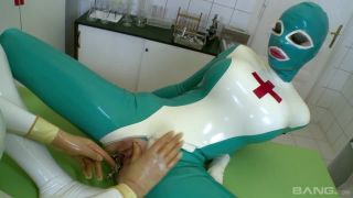 Clanddi Jinkcego And Lucy Latex Get Physical On The Medical Table-8