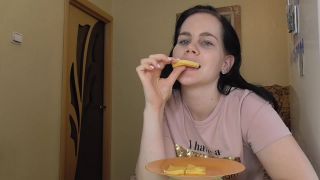 porn clip 3 You will cum and then she will eat you | manyvids | fetish porn femdom family-6