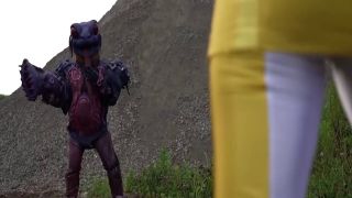 [WarAnLov.com] MSZ-12 Blame a Super Heroine With Special Attack: Beast Ranger -Beast Yellow (FHD ver.)-010-3