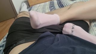 Shy teen teases cock for cumshot on her socks Video Sex D...-3
