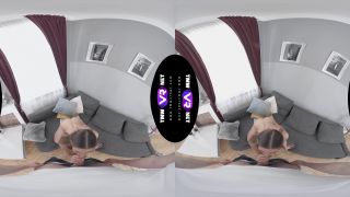 free xxx video 4 Hottie gives her friend sex help – Eveline Dellai 4K on virtual reality -1