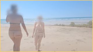 WifeyDoesExhibitionist Wife Beach Voyeur 4k Fully Nude Wifey Does - ➡️OF @wifeydoespremium-2