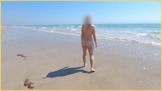 WifeyDoesExhibitionist Wife Beach Voyeur 4k Fully Nude Wifey Does - ➡️OF @wifeydoespremium-6