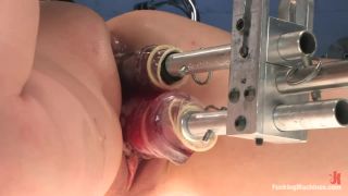 free porn clip 49 Mechanically pleasuring Lorelei Lee on fetish porn oil fetish-5