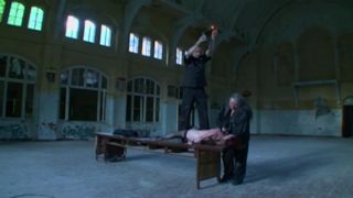 4 Stunden Lust und Schmerz 6 (2022).-0